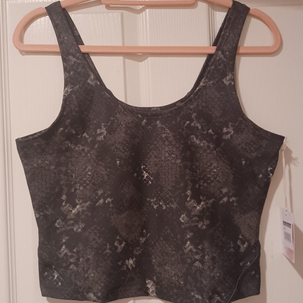 JESSICA SIMPSON ROSSIN COBRA CROPPED TANK SPORTS B